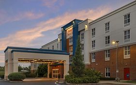 Hampton Inn & Suites By Hilton Plymouth